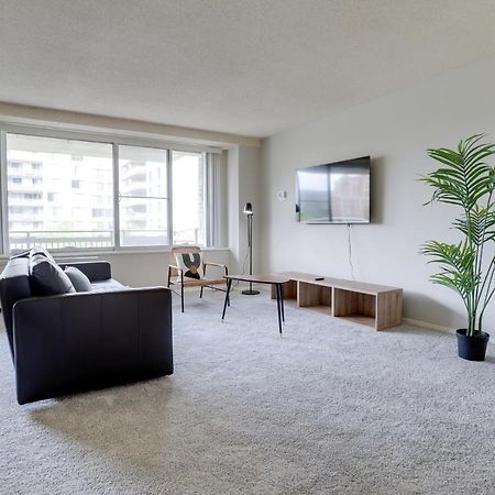 Apartmán Spectacular 2/2 Apt @Crystal City With Gym Arlington Exteriér fotografie