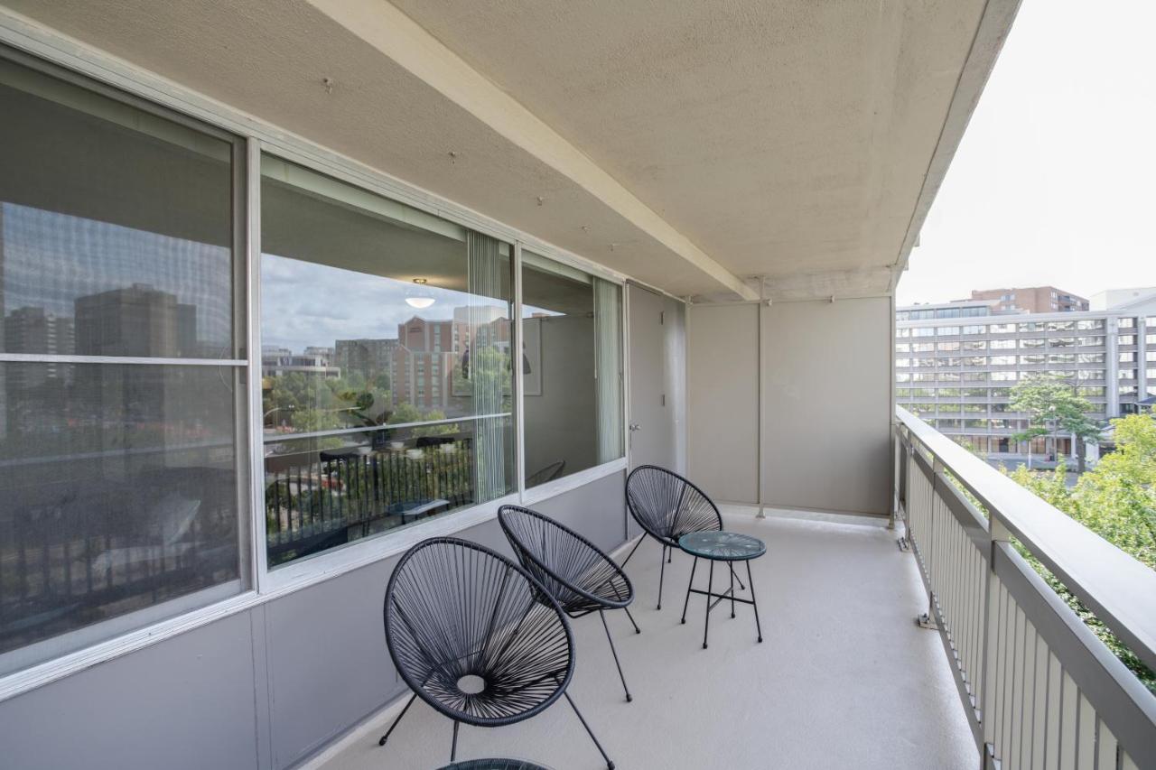 Apartmán Spectacular 2/2 Apt @Crystal City With Gym Arlington Exteriér fotografie